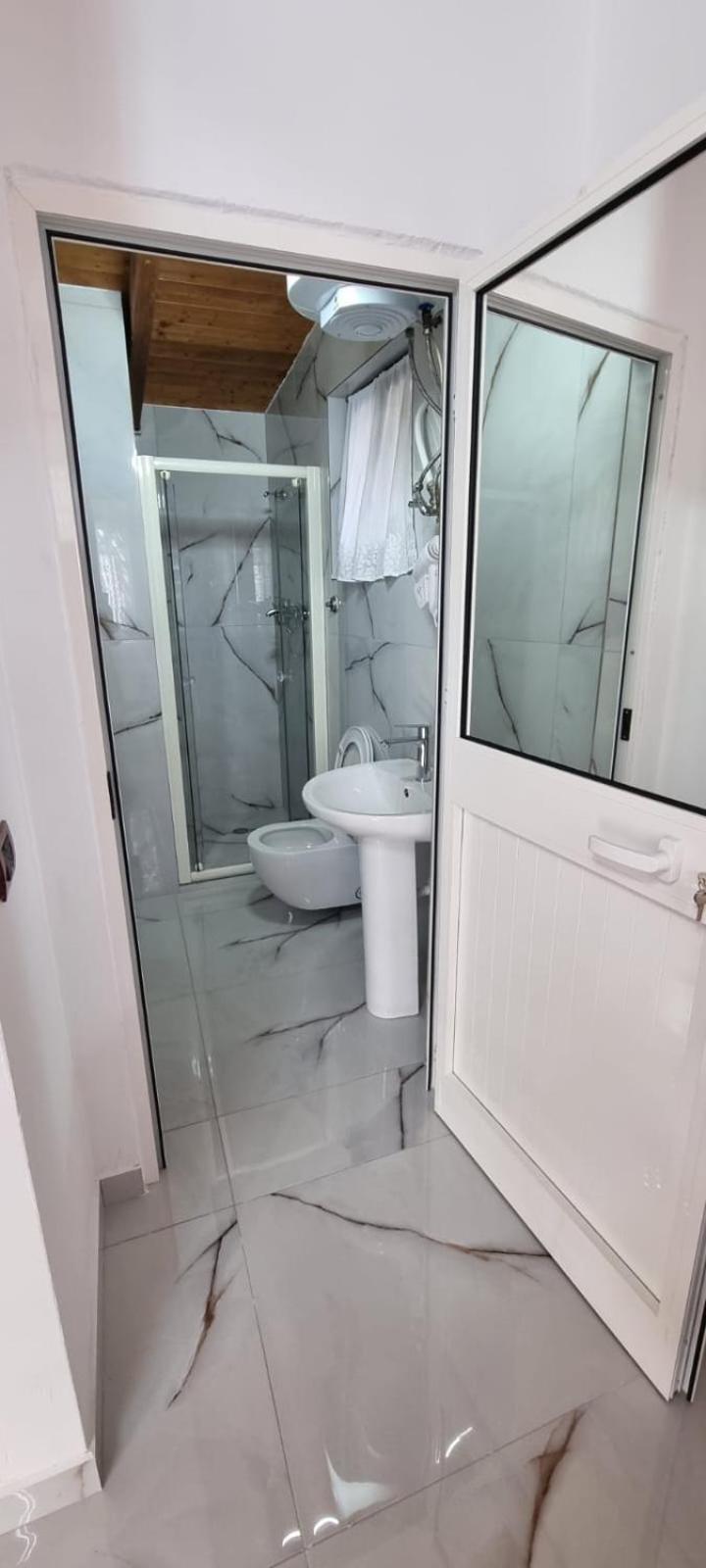 Hotel Restorant Olti Shetaj Exteriér fotografie